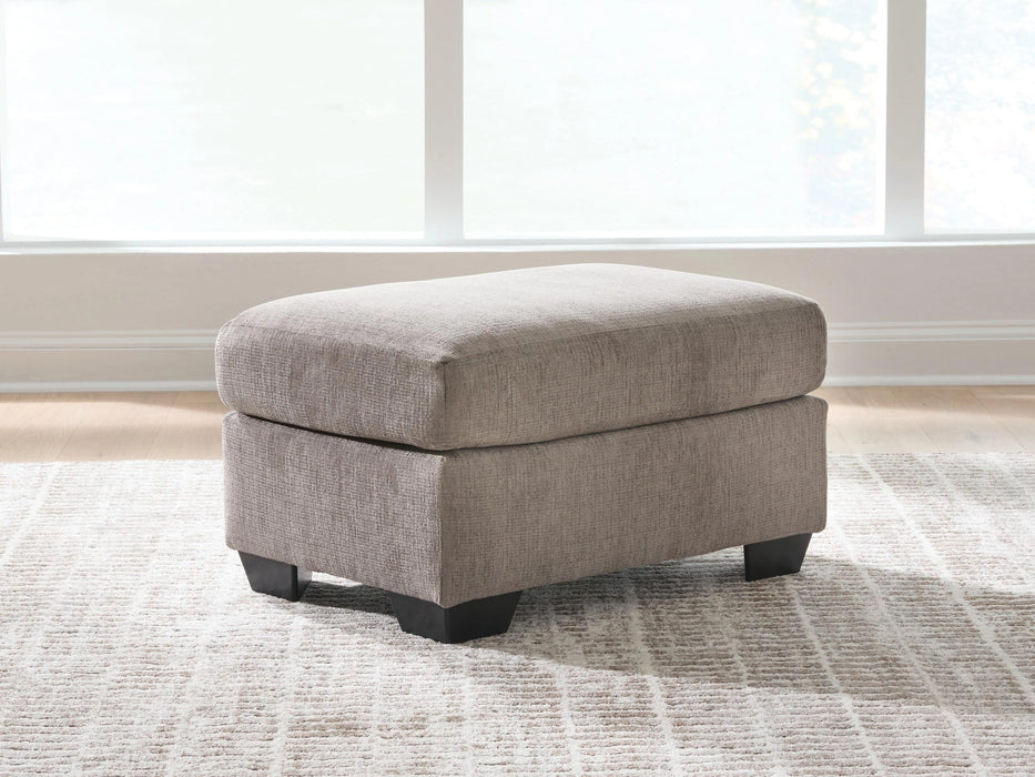 Loreo Ottoman