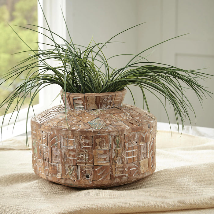 Meltland Vase